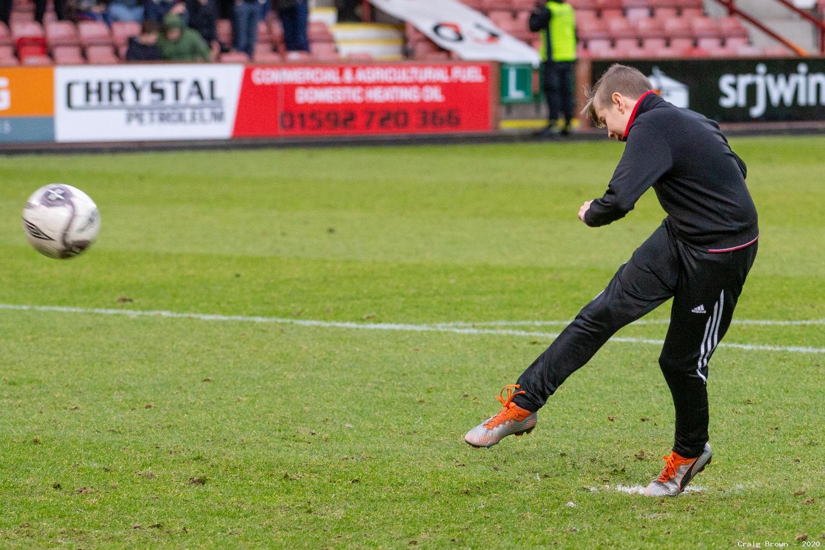 2020 Young Pars Penalty Kick Semi Final