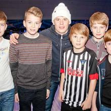 Alex Whittle with Young Pars at Bowlplex