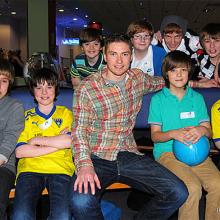 Young Pars Bowling Night